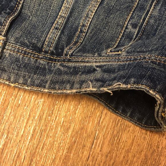 American Eagle Distressed Denim Jean Jacket Size Medium - Picture 6 of 14